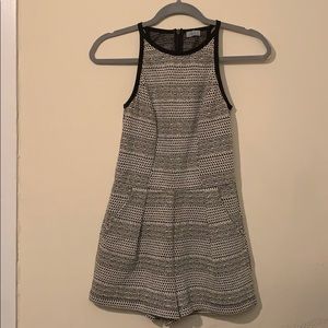 Abbeline / South Moon Under geometric (S) Romper